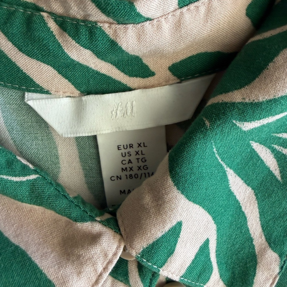 H&M Green Leaf Pattern Long Sleeve Dress - Picture 2 of 4